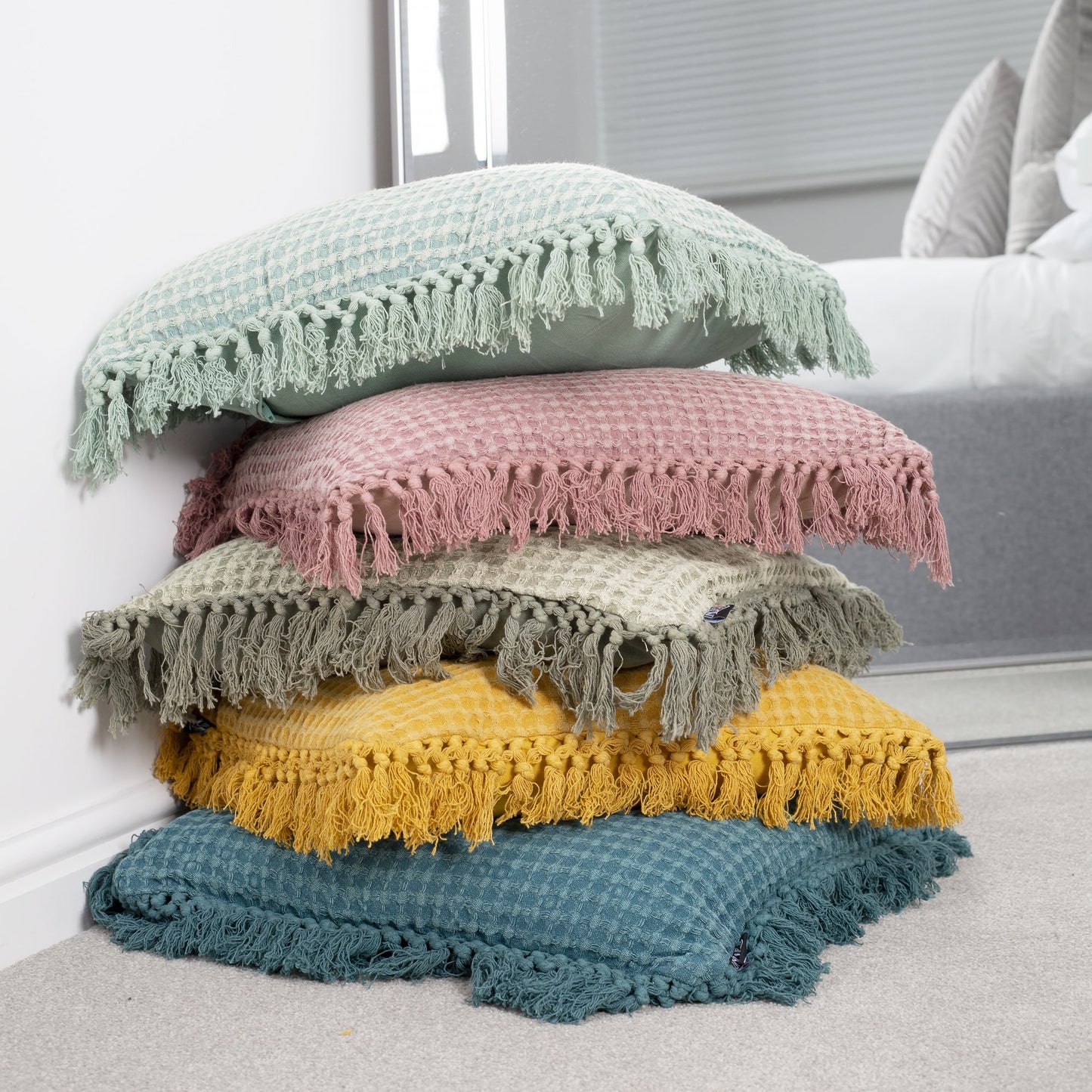Neo Mint Tassel Decorative Throw Cushion - 45 x 45cm-Bargainia.com