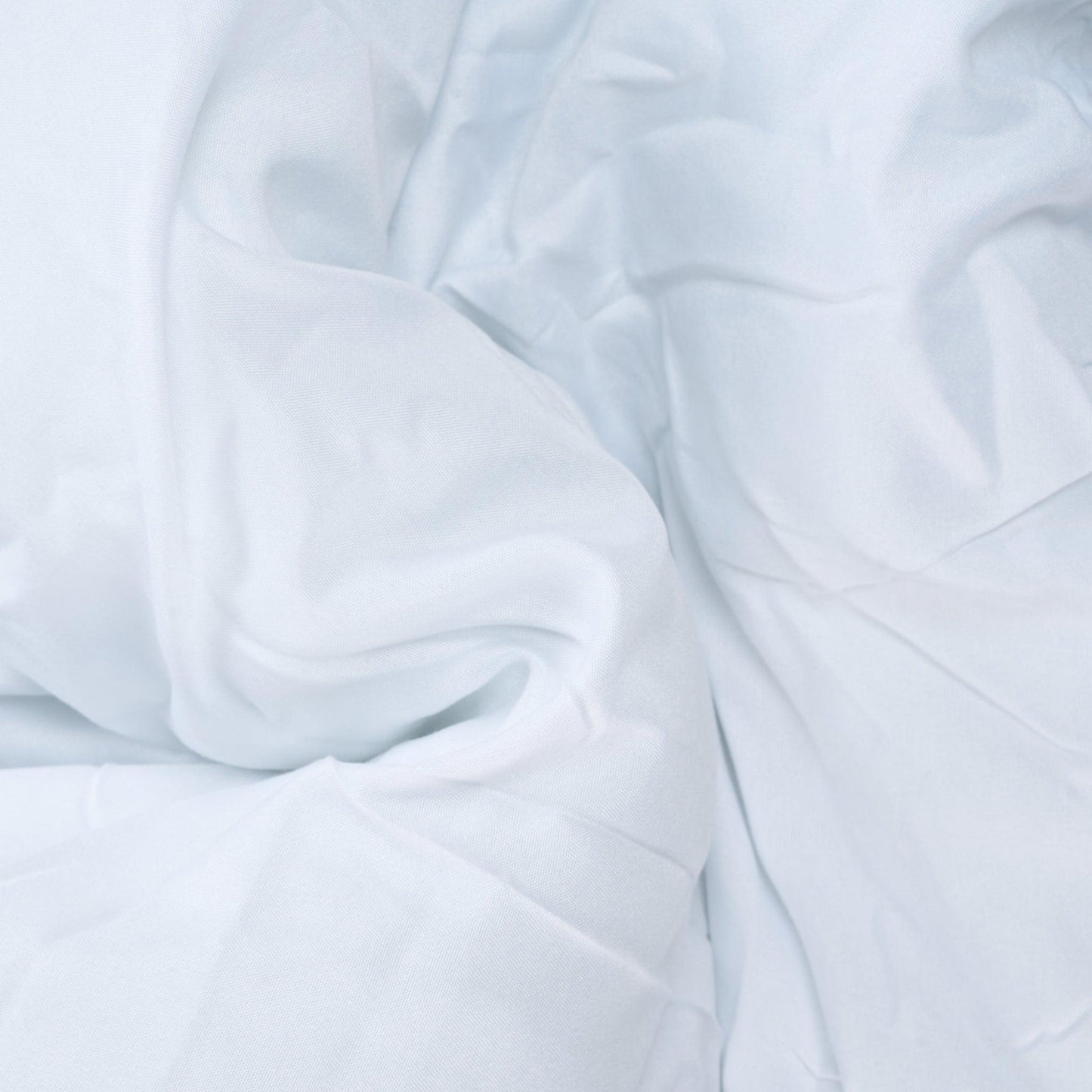 Silentnight Winter Night 10.5 Tog Duvet - Double-Bargainia.com