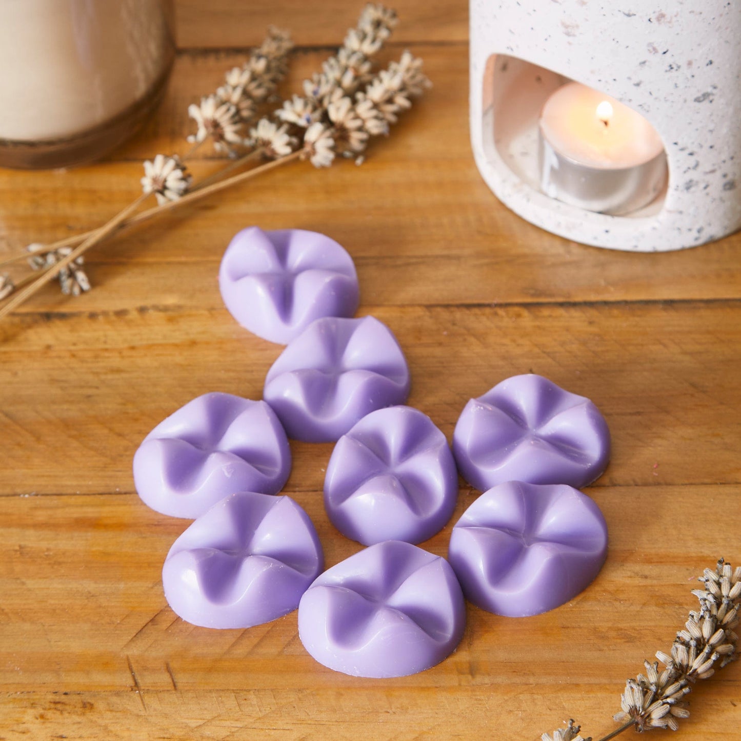Bolsius Aromatic Wax Melts Set of 8 - Lavender 8717847115799 only5pounds-com