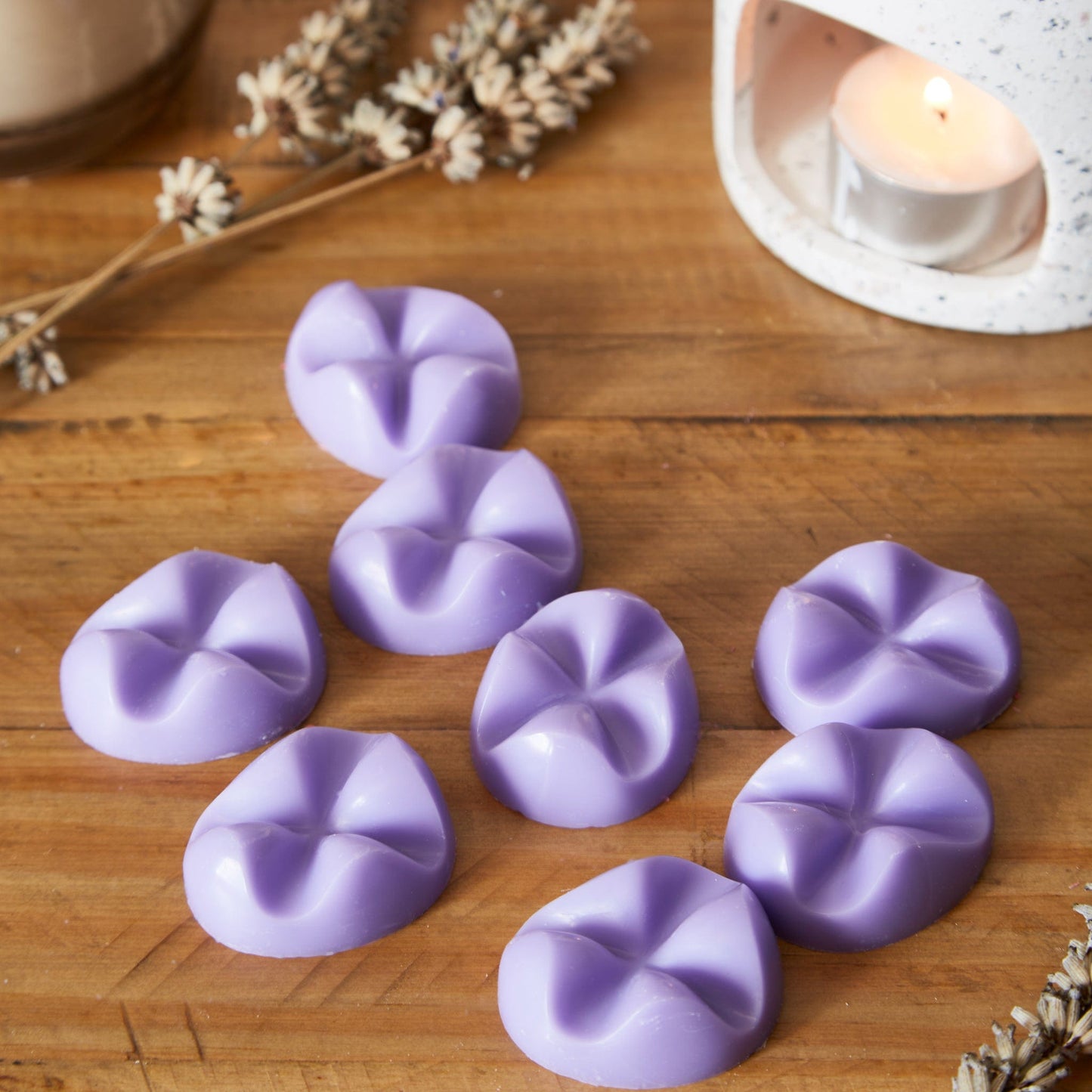 Bolsius Aromatic Wax Melts Set of 8 - Lavender 8717847115799 only5pounds-com