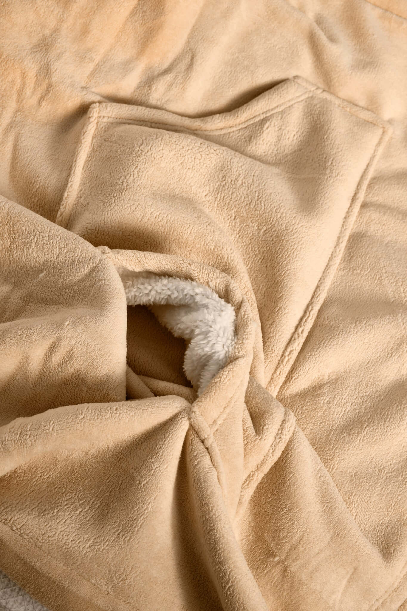 Hibernate Collection Oversized Super Soft Coral Fleece Sherpa Hoodie One Size-Bargainia.com