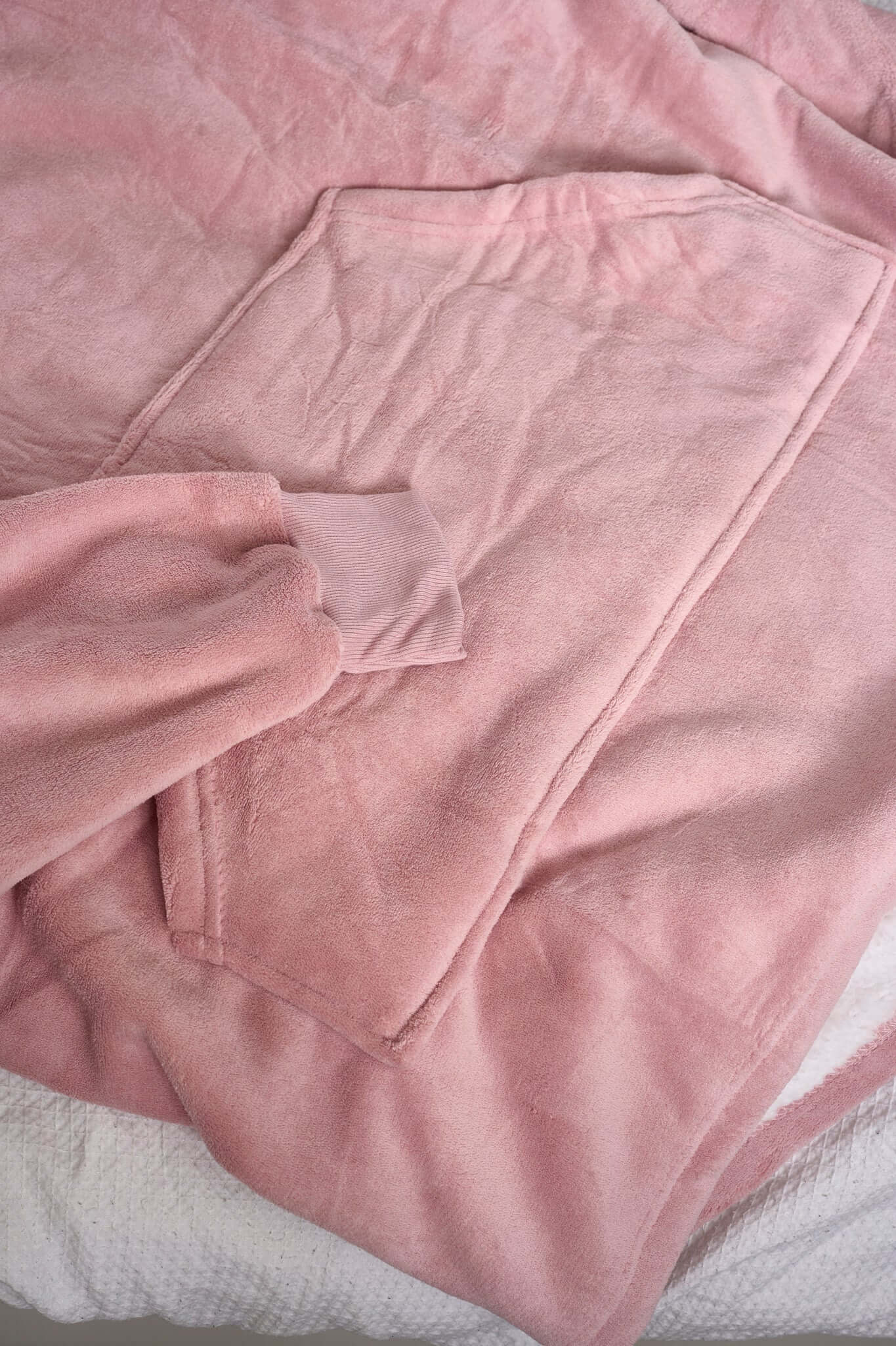 Hibernate Collection Oversized Super Soft Coral Fleece Hoodie One Size-Bargainia.com