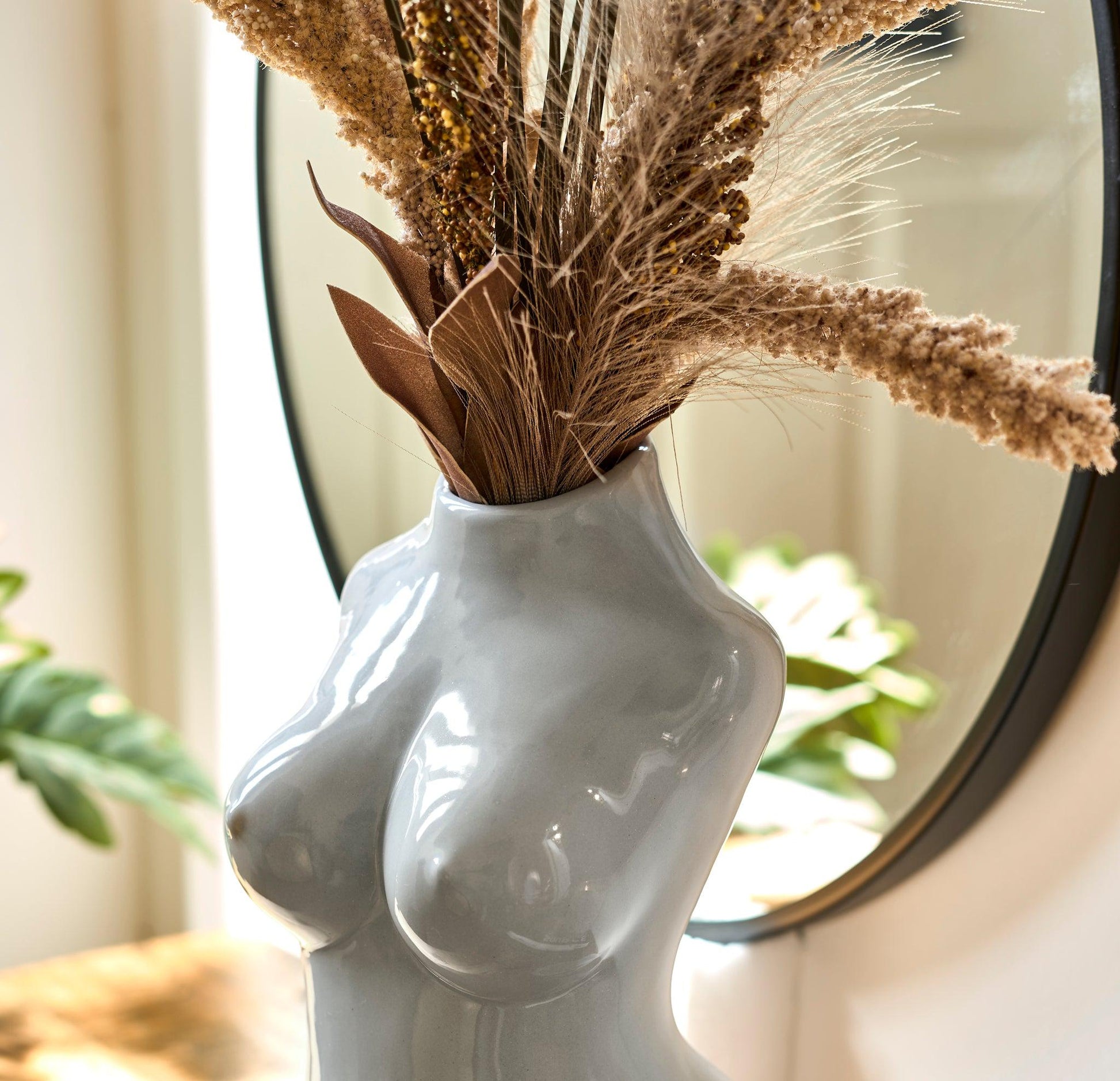 Female Silhouette Body Vase - 29cm - Assorted Colours-Bargainia.com