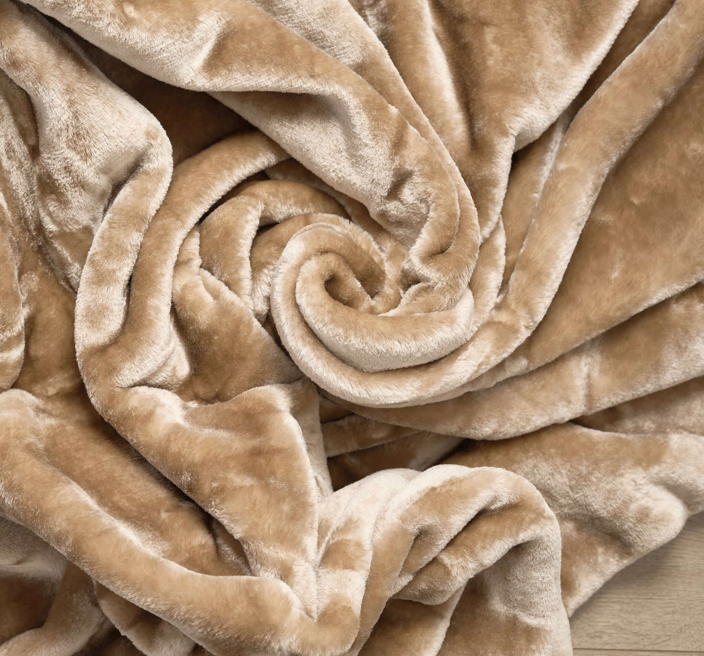 Hibernate Cosy Collection Soft Faux Mink Throw Thick Luxury Blanket - Beige