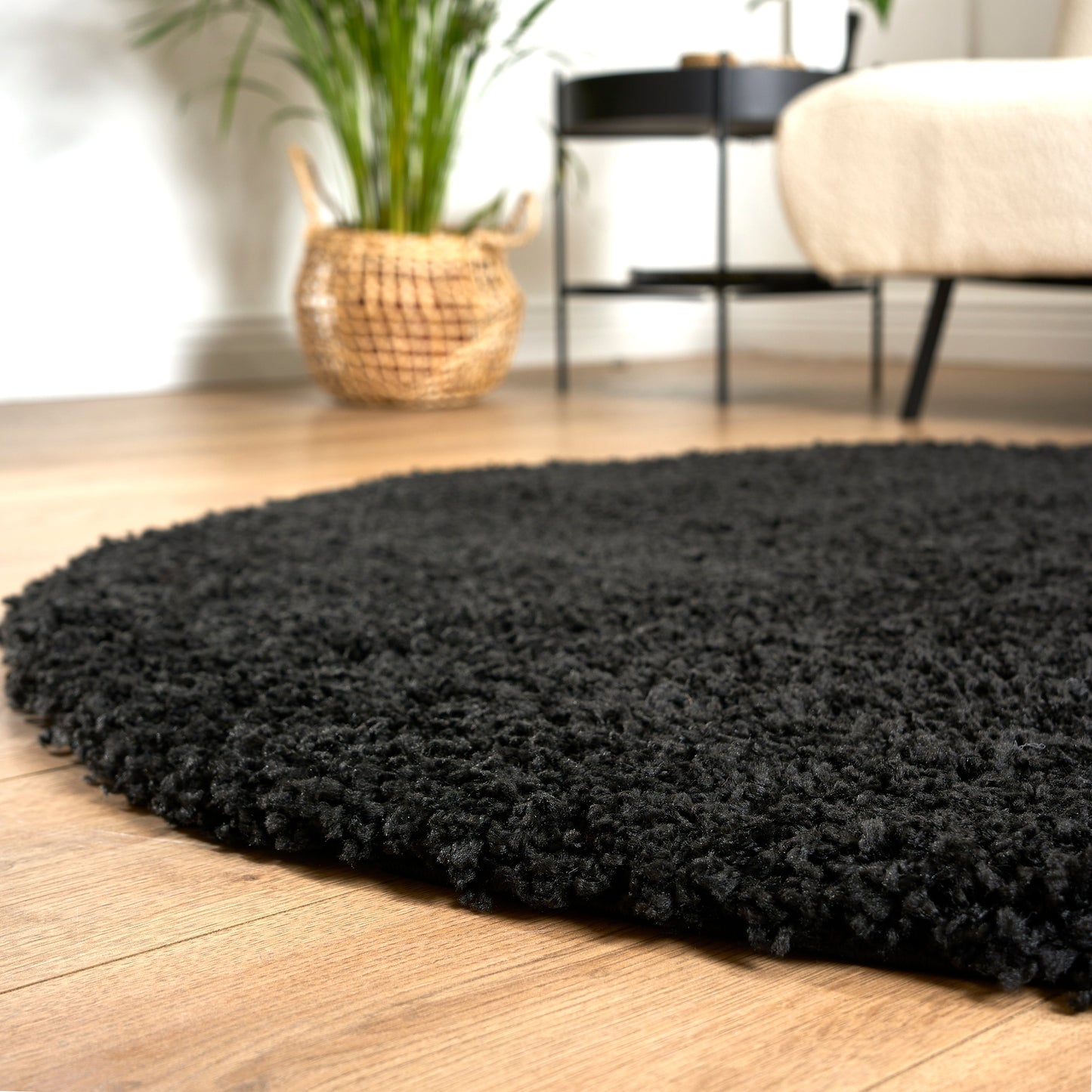 Black Thick Shaggy Rug - California