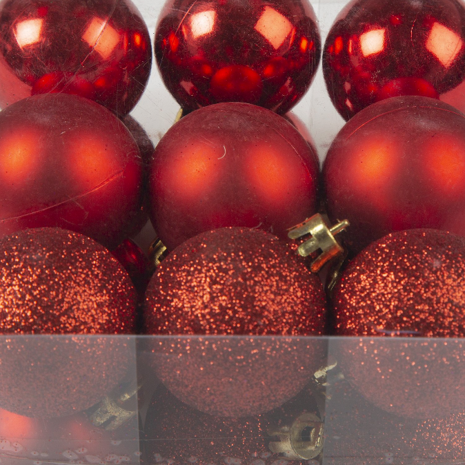Pack of 100 Shatterproof Christmas Baubles - Red Bravich LTD.